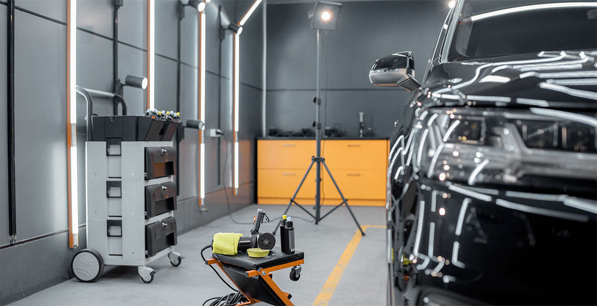 video bg2 Fixhive Garage